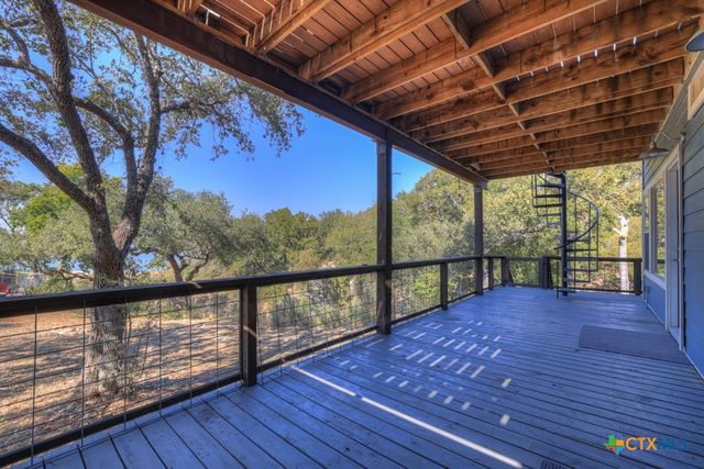 925 & 913 Glenn Dr Drive, Canyon Lake, TX 78133