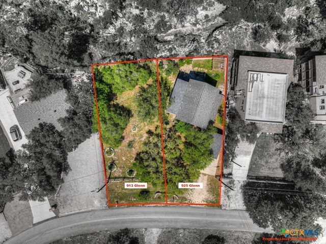 925 & 913 Glenn Dr Drive, Canyon Lake, TX 78133