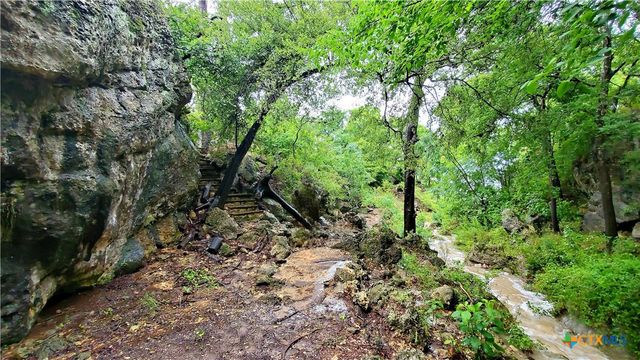 925 & 913 Glenn Dr Drive, Canyon Lake, TX 78133