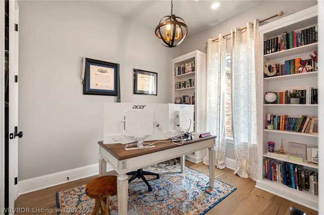 6924 Stonebrook Drive, Fort Smith, AR 72916