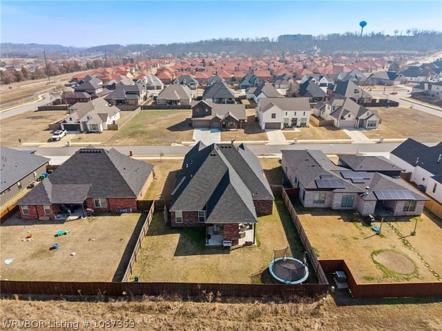 6924 Stonebrook Drive, Fort Smith, AR 72916