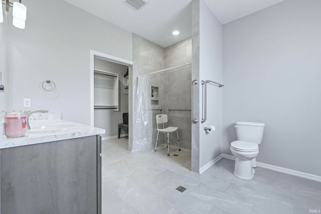 14719 Verona Lakes Passage, Fort Wayne, IN 46814