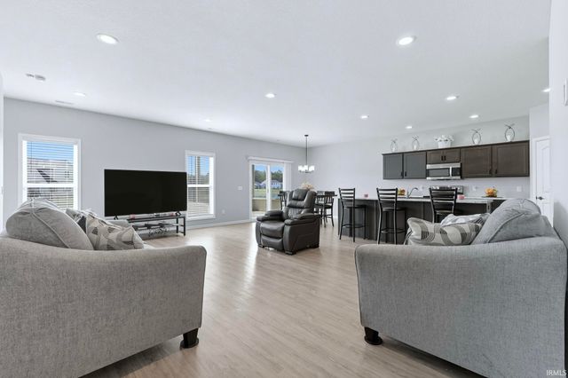 14719 Verona Lakes Passage, Fort Wayne, IN 46814