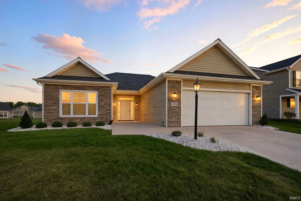 14719 Verona Lakes Passage, Fort Wayne, IN 46814