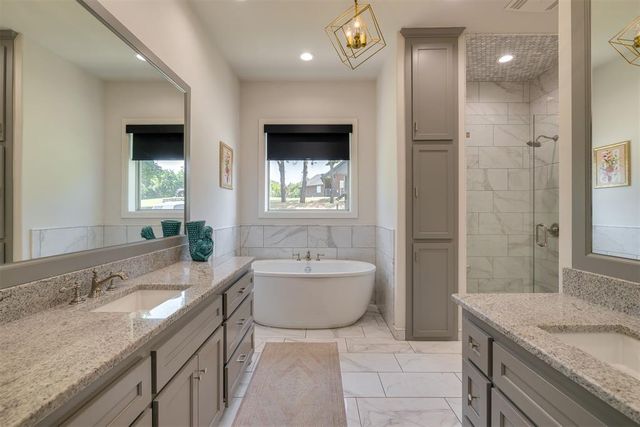 9908 Jamie Way, Choctaw, OK 73020