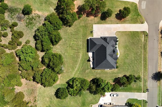 9908 Jamie Way, Choctaw, OK 73020
