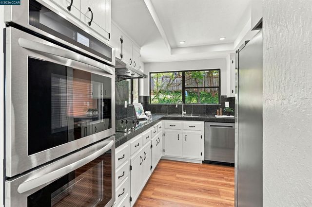 4082 Treat Blvd, Concord, CA 94518