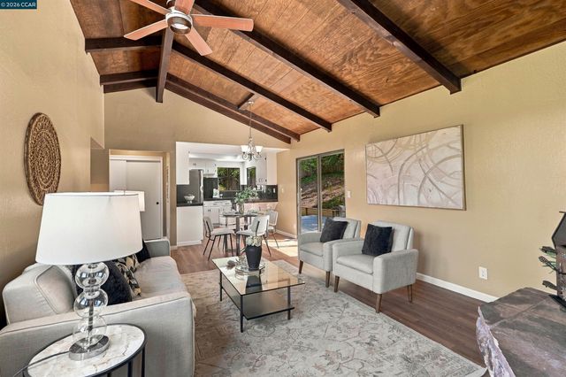 4082 Treat Blvd, Concord, CA 94518