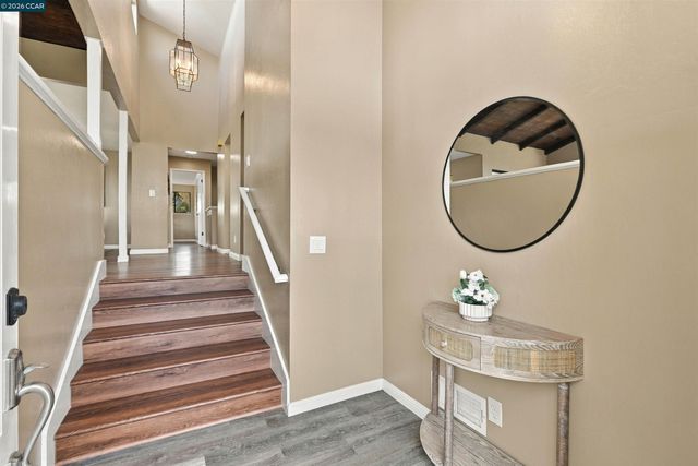 4082 Treat Blvd, Concord, CA 94518