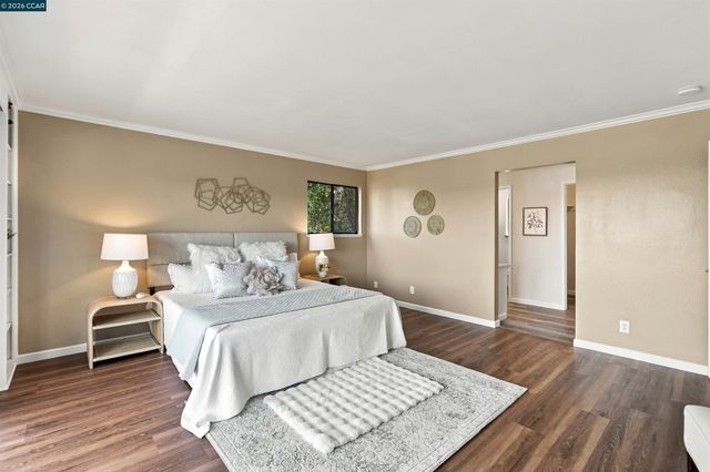 4082 Treat Blvd, Concord, CA 94518