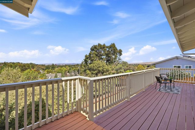 4082 Treat Blvd, Concord, CA 94518