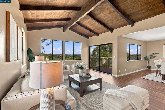 4082 Treat Blvd, Concord, CA 94518