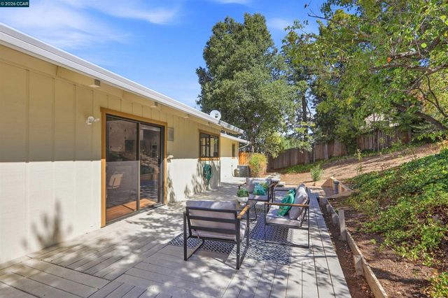 4082 Treat Blvd, Concord, CA 94518