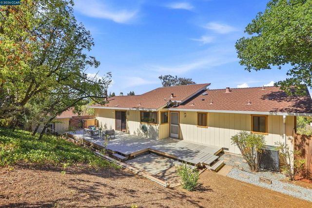 4082 Treat Blvd, Concord, CA 94518