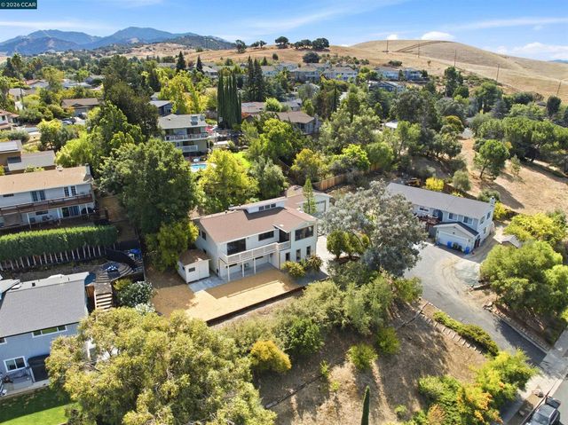 4082 Treat Blvd, Concord, CA 94518