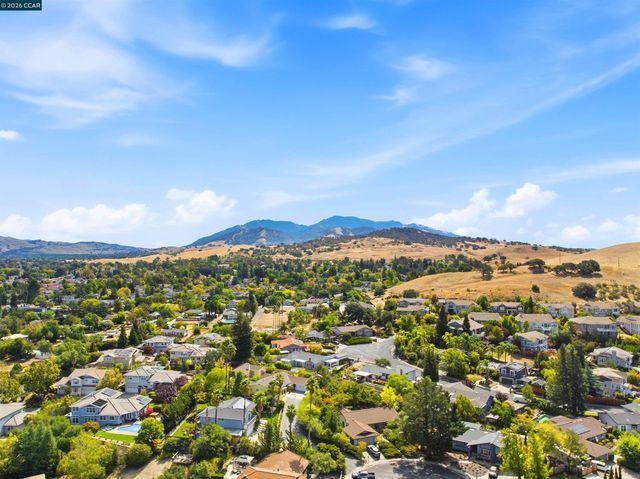 4082 Treat Blvd, Concord, CA 94518