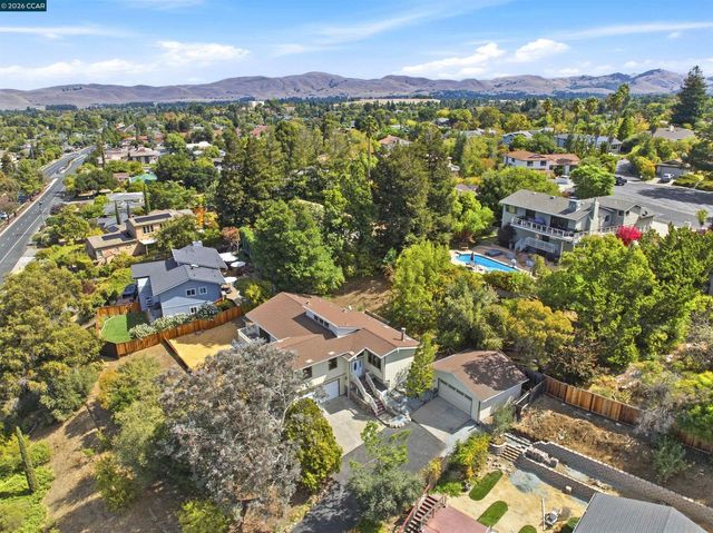 4082 Treat Blvd, Concord, CA 94518