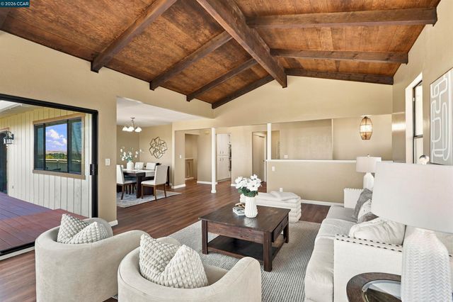 4082 Treat Blvd, Concord, CA 94518