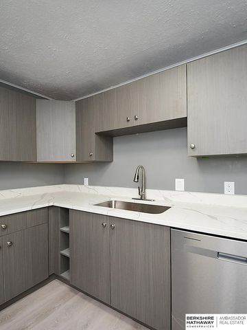 4008 Decatur Street, Omaha, NE 68111