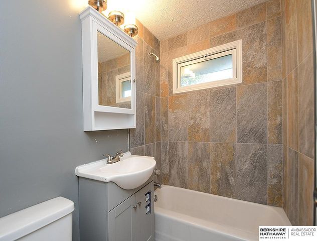 4008 Decatur Street, Omaha, NE 68111