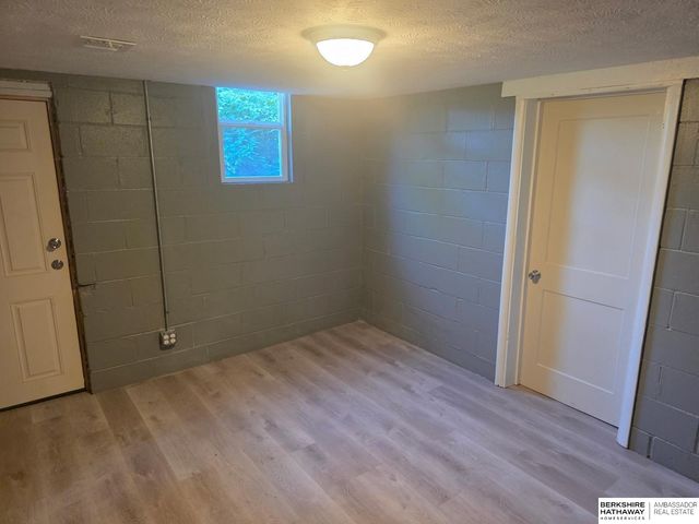 4008 Decatur Street, Omaha, NE 68111