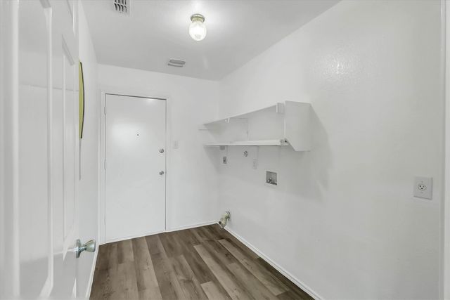 2045 Hanakoa Falls Drive, Anna, TX 75409