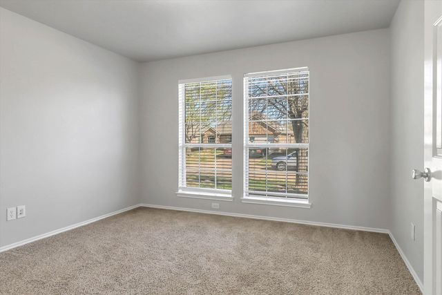 2045 Hanakoa Falls Drive, Anna, TX 75409