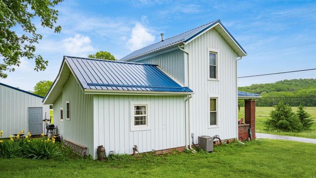 12151 State Route 93 N, Logan, OH 43138