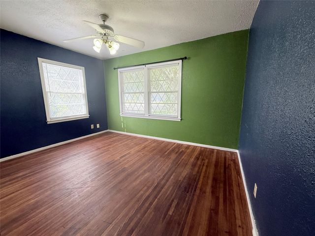 841 Magnolia Street, Lake Jackson, TX 77566