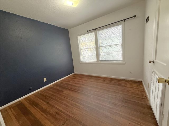 841 Magnolia Street, Lake Jackson, TX 77566