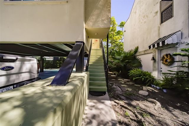 18111 1ST STREET E, Redington Shores, FL 33708