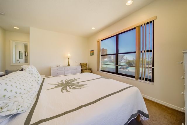 18111 1ST STREET E, Redington Shores, FL 33708