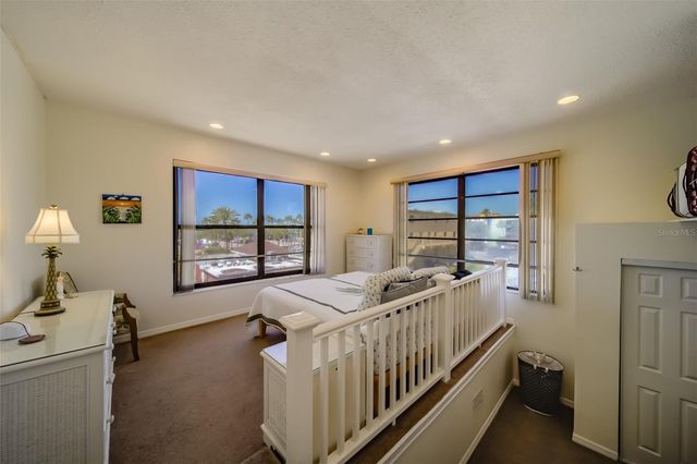 18111 1ST STREET E, Redington Shores, FL 33708