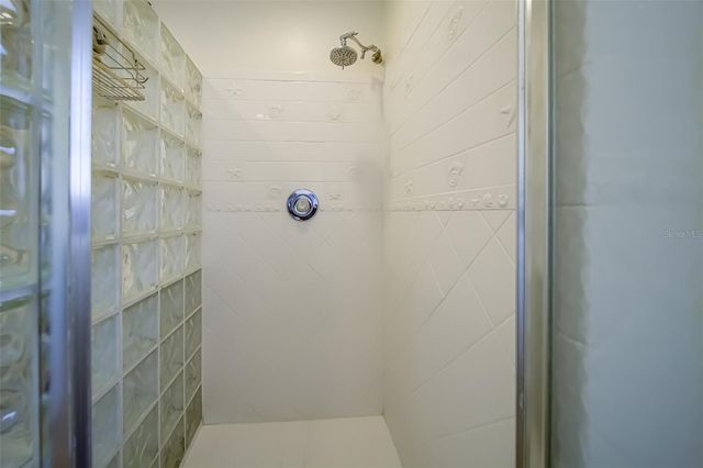 18111 1ST STREET E, Redington Shores, FL 33708