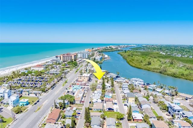 18111 1ST STREET E, Redington Shores, FL 33708