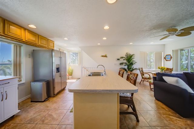 18111 1ST STREET E, Redington Shores, FL 33708