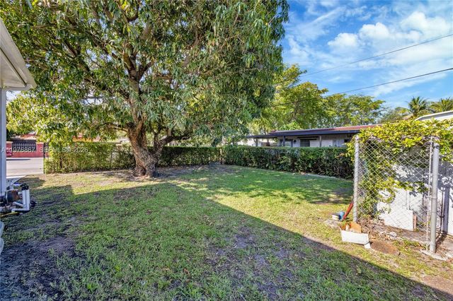 150 SW 58th Ave 150, Miami, FL 33144