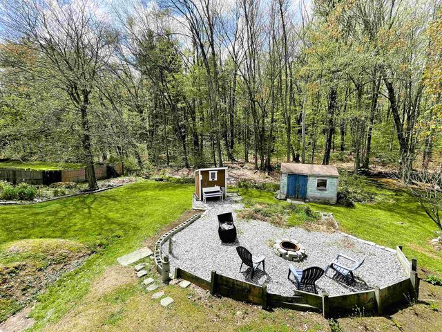 19 Edgewood Street, Milford, NH 03055