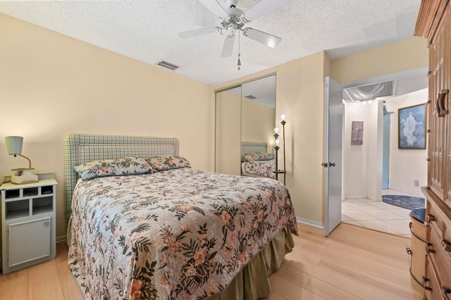 5450 Verona Drive O, Boynton Beach, FL 33437