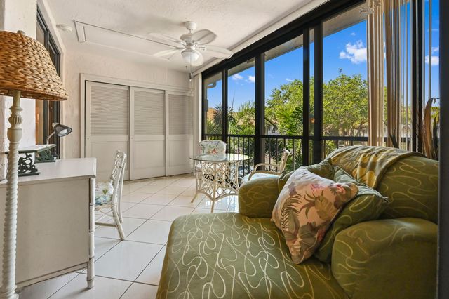 5450 Verona Drive O, Boynton Beach, FL 33437