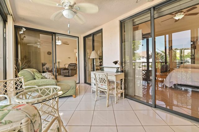 5450 Verona Drive O, Boynton Beach, FL 33437