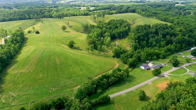528 Sumac Rd, Pulaski, TN 38478