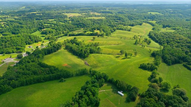 528 Sumac Rd, Pulaski, TN 38478