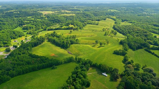 528 Sumac Rd, Pulaski, TN 38478