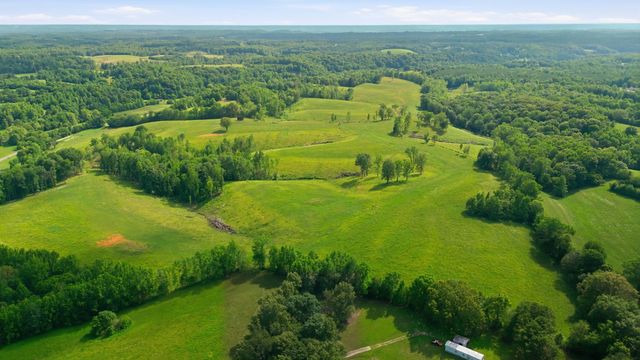 528 Sumac Rd, Pulaski, TN 38478