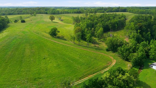 528 Sumac Rd, Pulaski, TN 38478