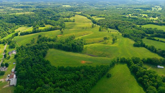 528 Sumac Rd, Pulaski, TN 38478