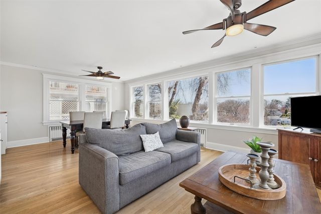 911 Stuart Avenue, Mamaroneck, NY 10543