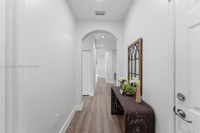 2381 NE 4th St, Homestead, FL 33033