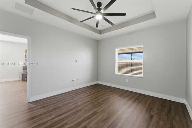 2381 NE 4th St, Homestead, FL 33033